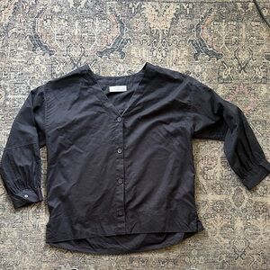 Everlane Lantern Sleeve size 2 Black Button-Down Shirt